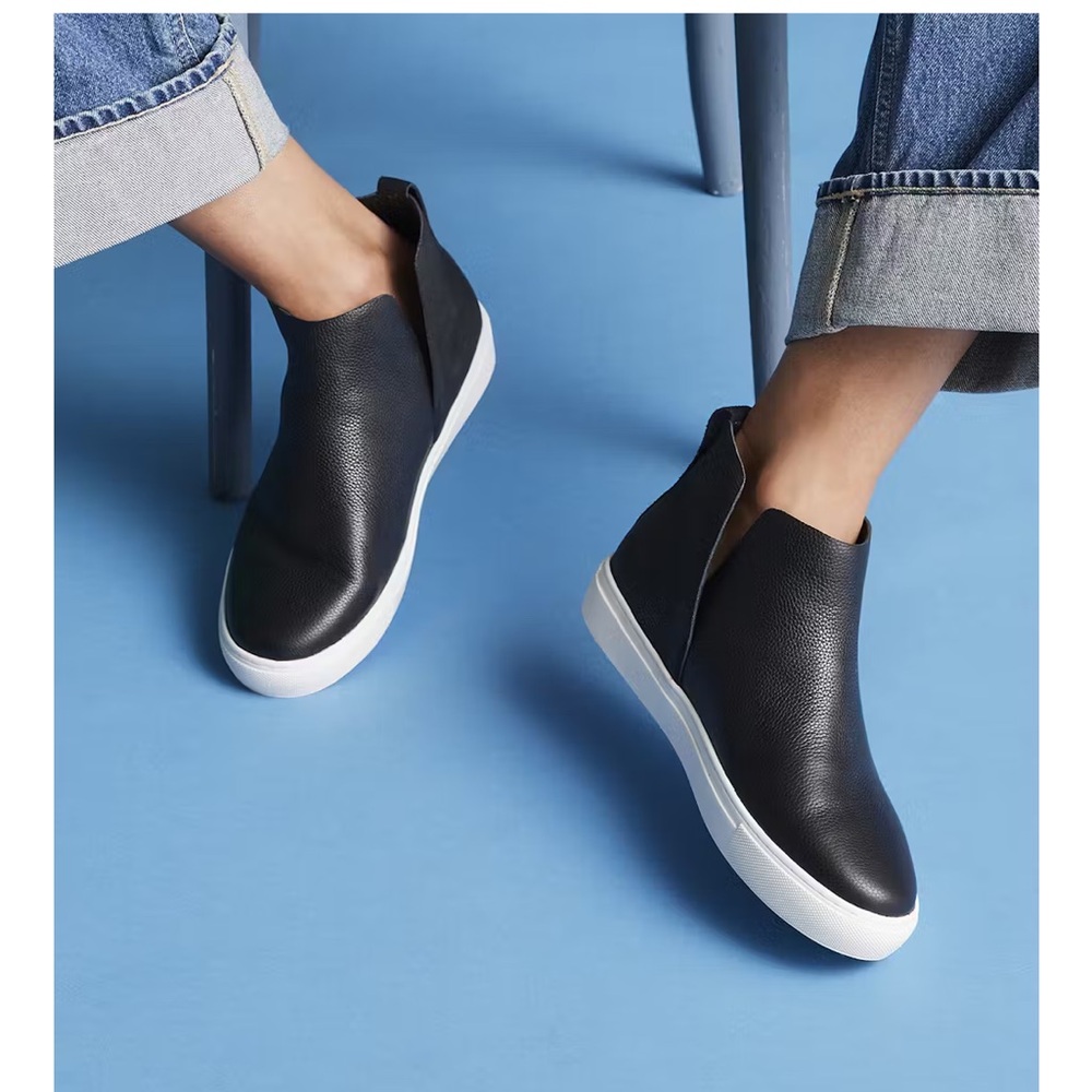 Black Slip-On Women's Sneakers